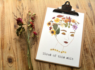 Poster A5: ‘Tired of this shit’ met Klembord